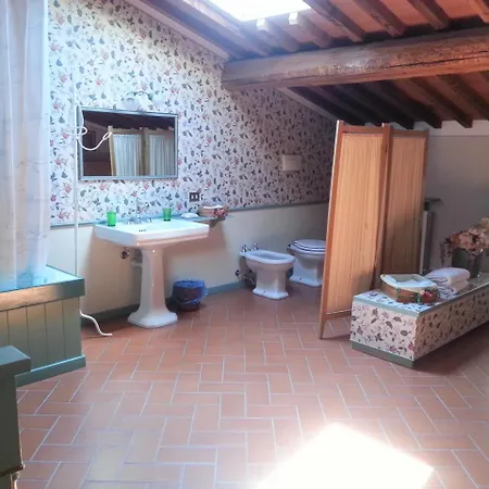 Holiday home Antica Casa Naldi Montecarlo